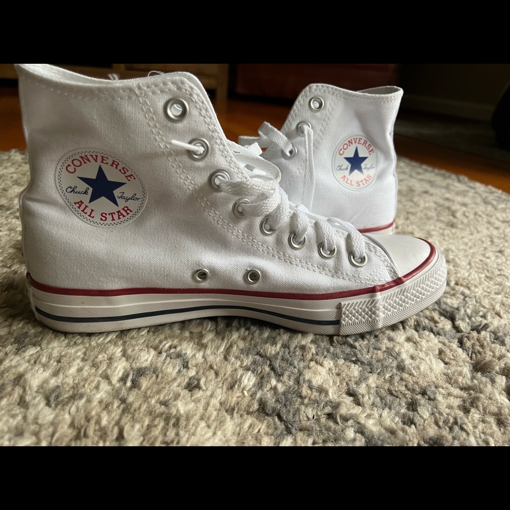 High top Optical White Chucks!